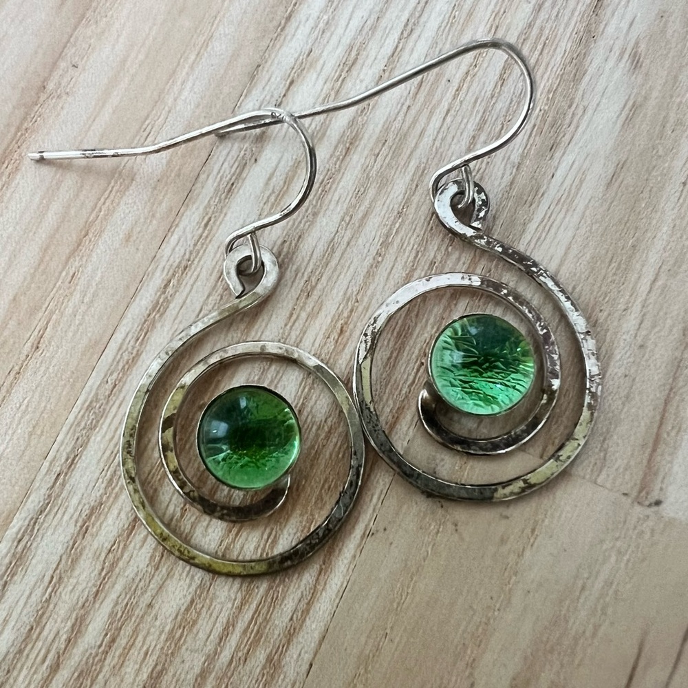 silver green glass spiral dangle drop earrings on hooks